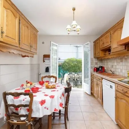 La Farigoulo * جوان ليه باه