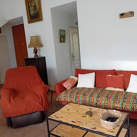 فيلة La Farigoulo *